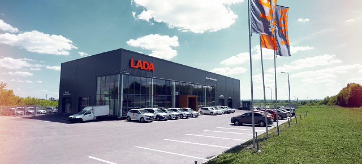 Выгодные предложения на автомобили Lada в августе