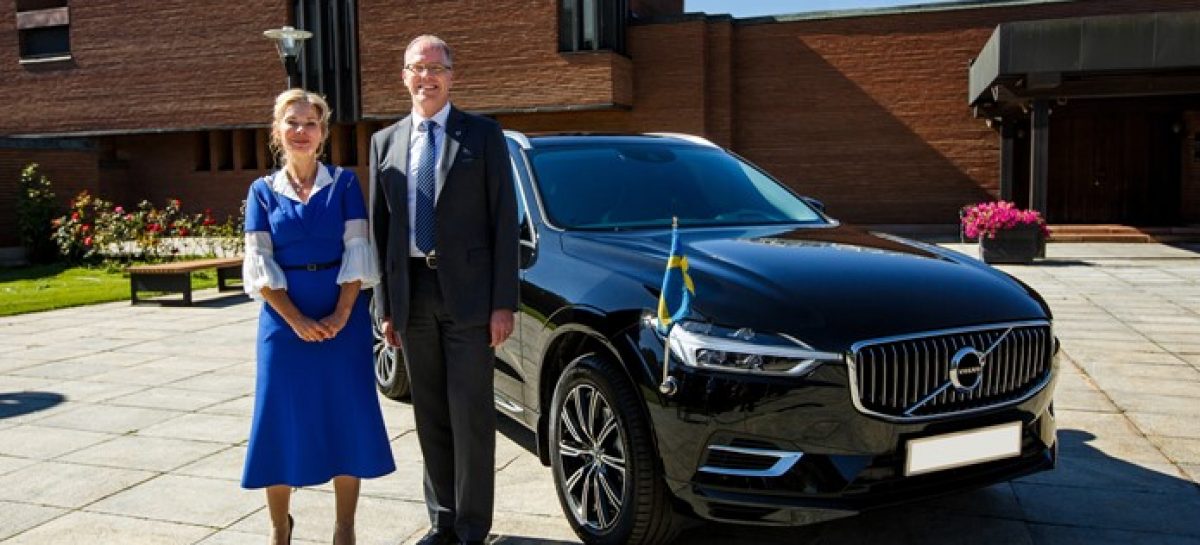 На пути к электрическому будущему: посольство Швеции остановило свой выбор на гибридной модели XC60 Recharge