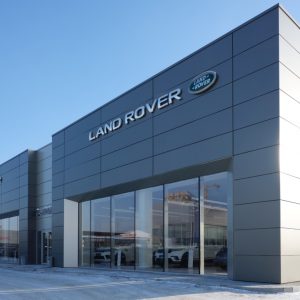 В Иркутске открылся дилерский центр Jaguar Land Rover «ЛЦ-Иркутск» в новом формате ARCH