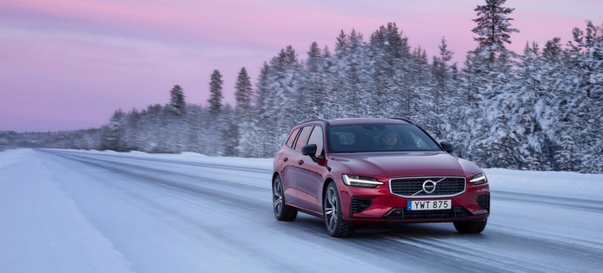 Volvo сообщает о рекордных мировых продажах во втором полугодии и росте продаж в России в четвертом квартале 2020 года на фоне восстановления после пандемии