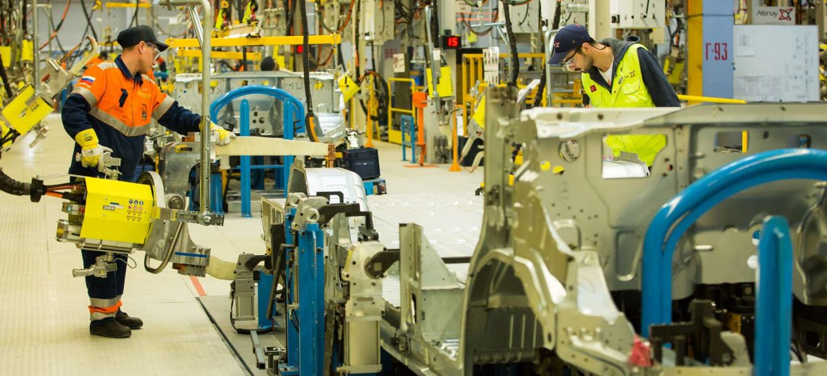 «Соллерс Форд» наращивает производство и нанимает дополнительный персонал в связи с увеличением спроса на Ford Transit