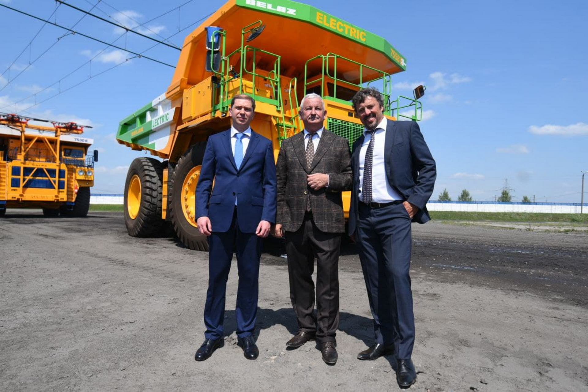Опытная модель «БЕЛАЗ»а была представлена делегации правительства Сахалинской области