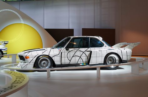 Знаменитая коллекция BMW Art Cars представлена в дополненной реальности