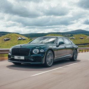 Новый силовой агрегат Bentley модели Flying Spur