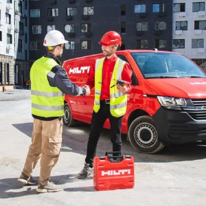 Hilti повышает мобильность: 100 новых Volkswagen Transporter переоборудуют для демонстрации строительного инструмента