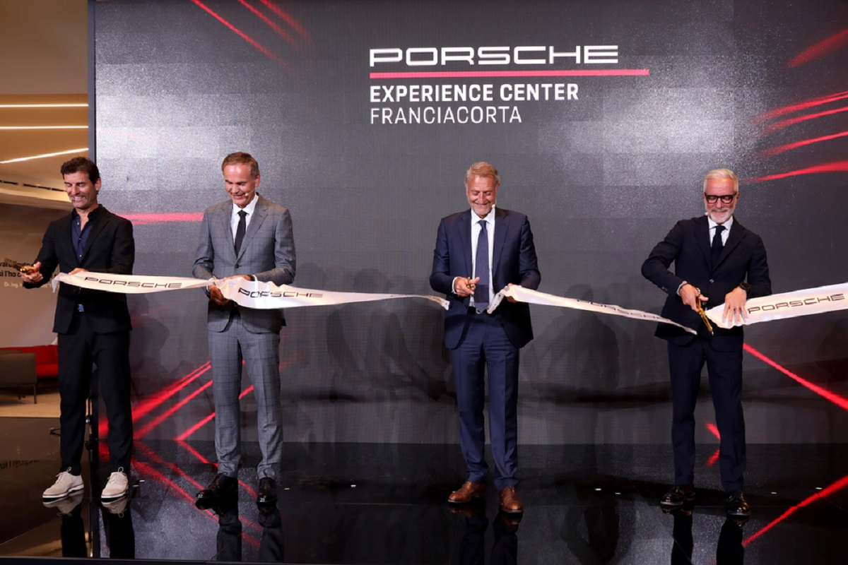 Новый центр Porsche Experience 
