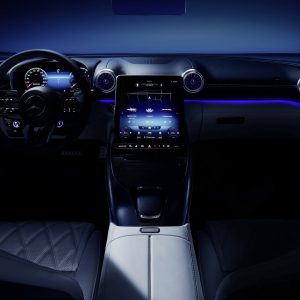 Мировая онлайн-премьера автомобиля Mercedes-AMG SL