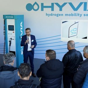 HYVIA выпустила три водородных прототипа