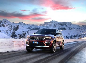Новый Jeep® Grand Cherokee 4xe дебютирует в Европе