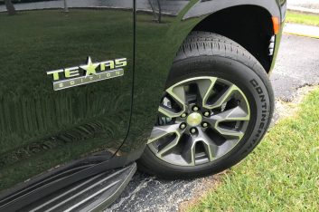 Тест-драйв Chevrolet Suburban: У нас в Техасе все большое!