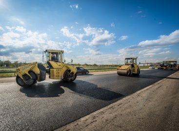 На более чем 100 км М-4 «Дон» в Ростовской области в 2022 году пройдут дорожные работы