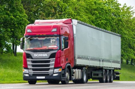 Лукойл запустил производство фирменных моторных масел для Scania