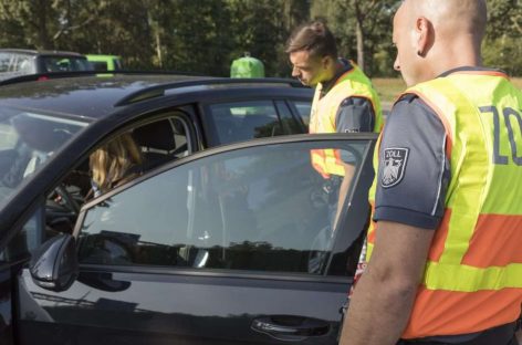 Таможня Германии объявила арест автомобилей из России при ввозе законным решением
