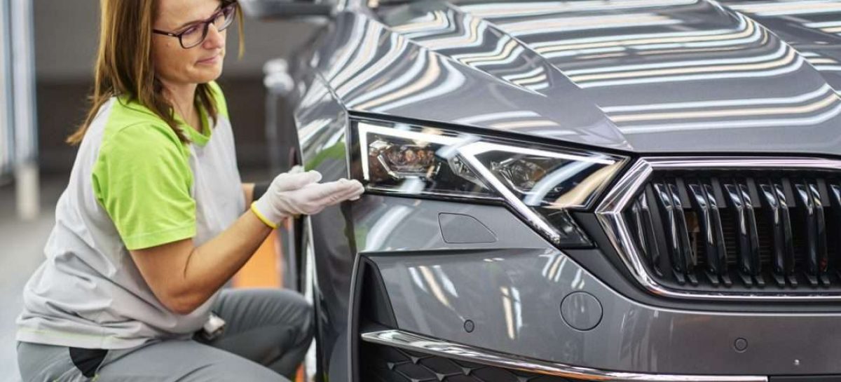 Škoda Auto начинает производство обновленной Octavia
