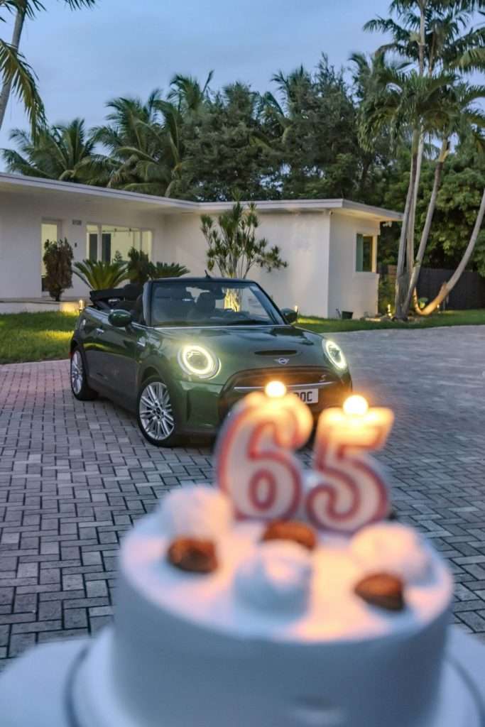 MINI Cooper S Convertible. (08/2024)