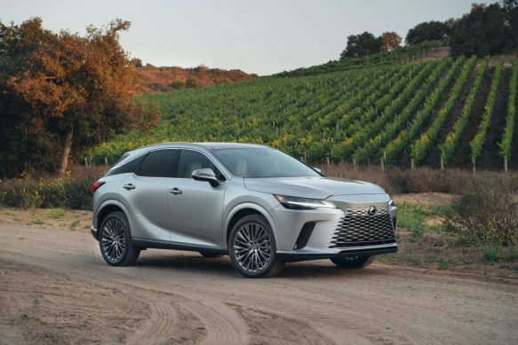 Тест-драйв Lexus RX: Он вам не Exceed