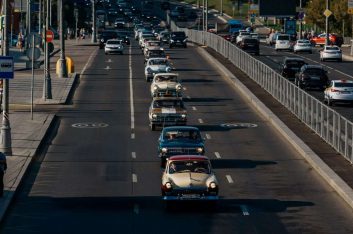 В Москве состоялся автопробег ретроавтомобилей