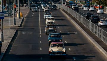 В Москве состоялся автопробег ретроавтомобилей