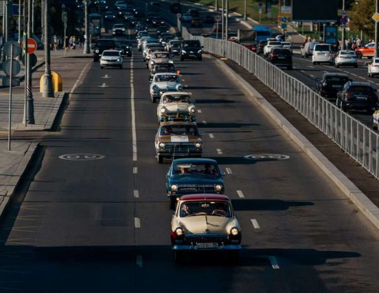 В Москве состоялся автопробег ретроавтомобилей