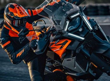 KTM 1390 Super Adventure S Evo в продаже